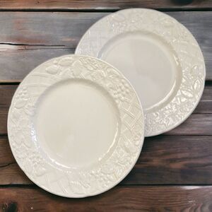 Mikasa English Countryside White 11” Stoneware Dinner Plates Set of 2